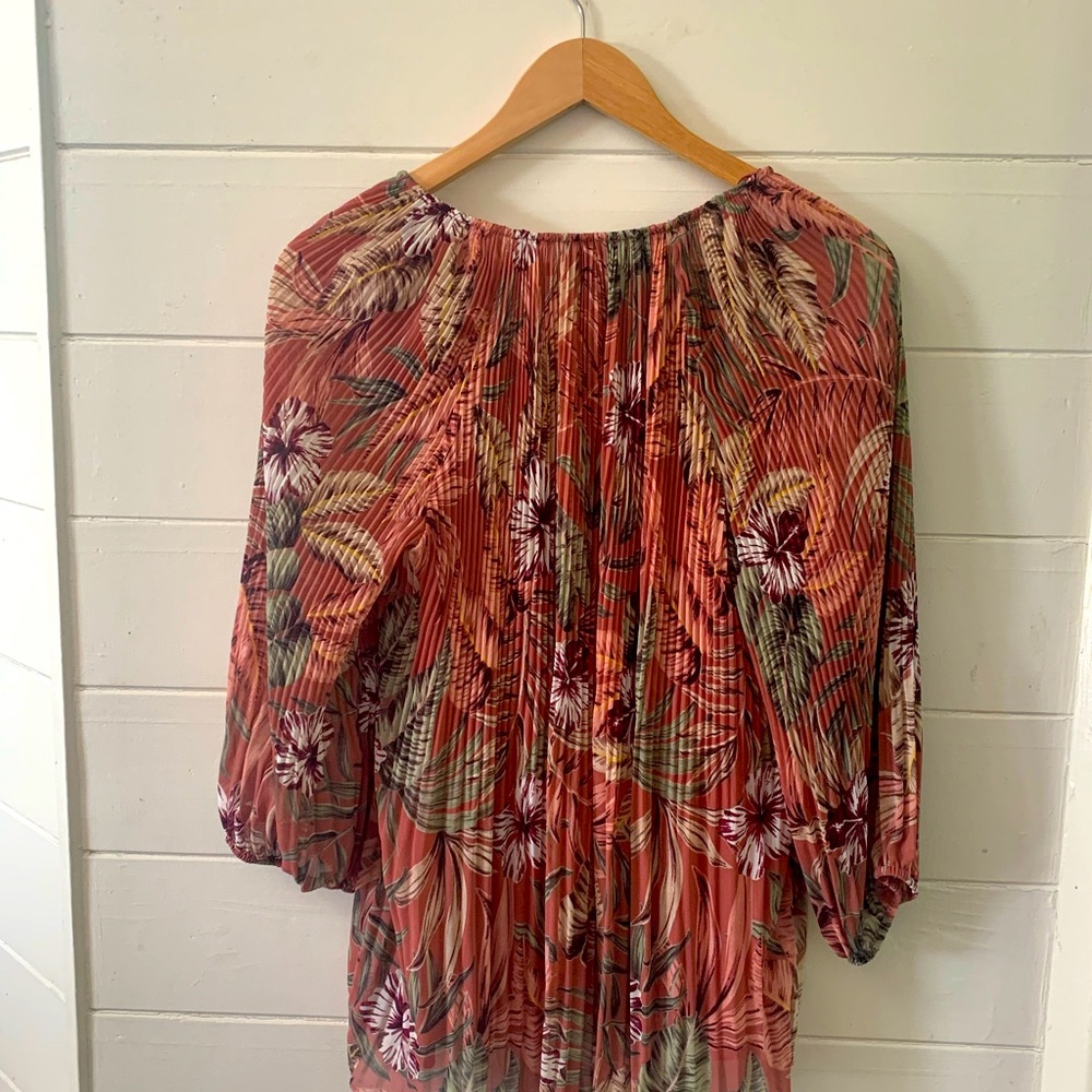 Witchery pleated v neck blouse - Picture 7 of 11